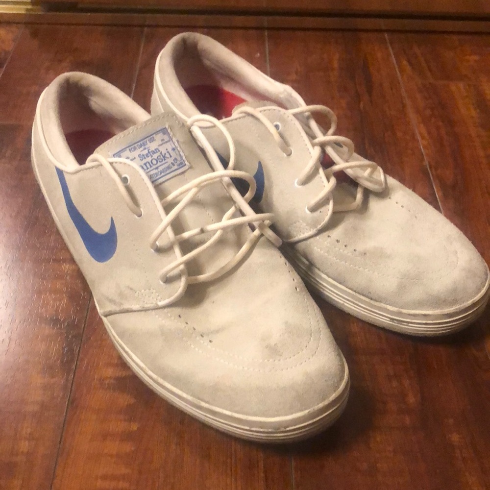 Grey Nike Janoski